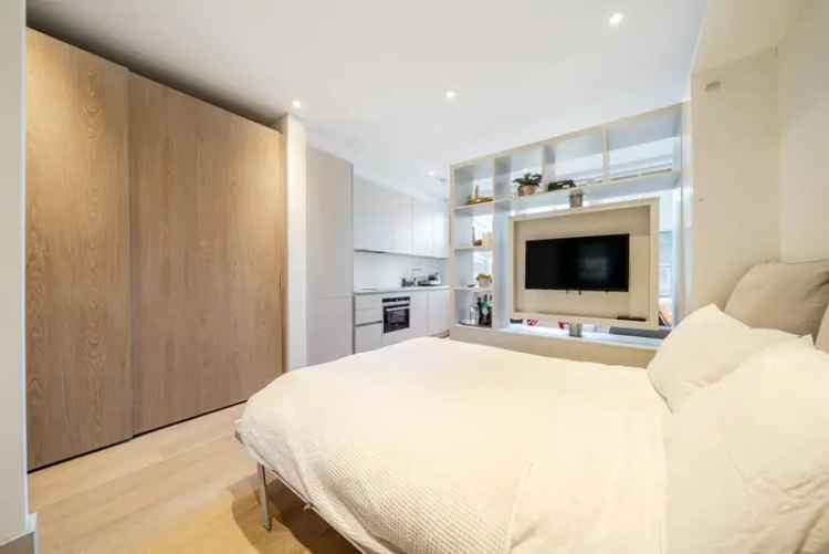 Studio Apartment near Abbeville Road with Communal Garden