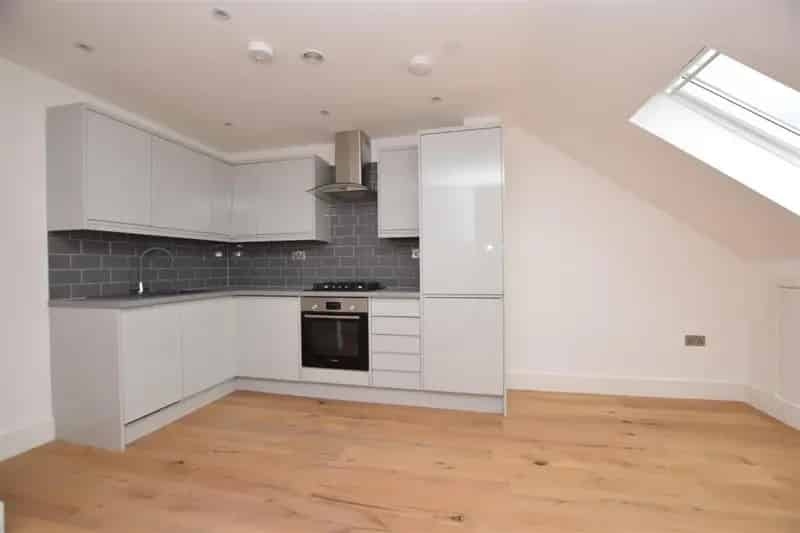 2 Bedroom Flat Near Bristol City Centre