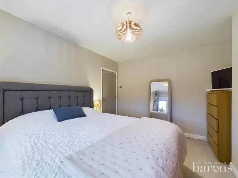 3 Bed Mid Terrace House for Sale