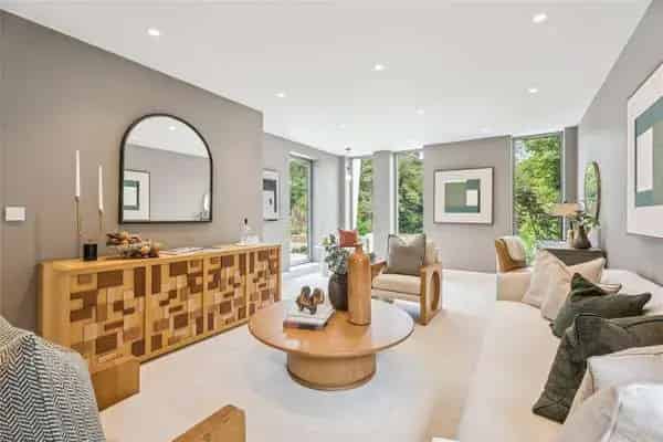 5 Bedroom Luxury Home with A-Rated EPC and Landscaped Gardens
