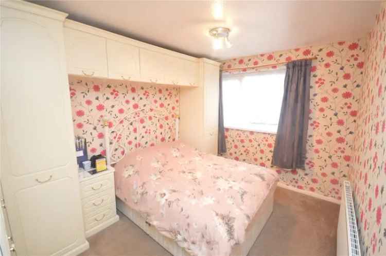 House For Sale in Leeds, England