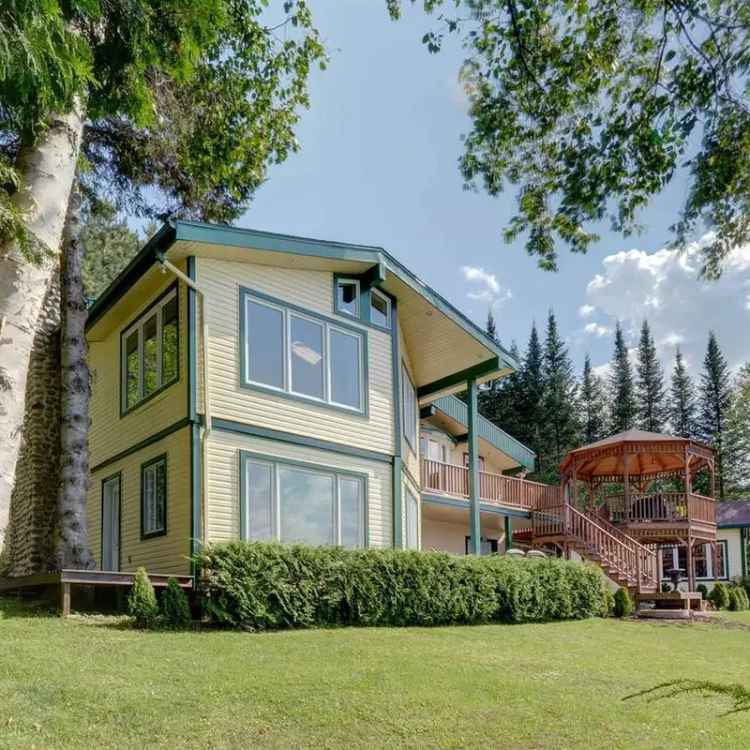 Lake Cameron Waterfront Cottage For Sale