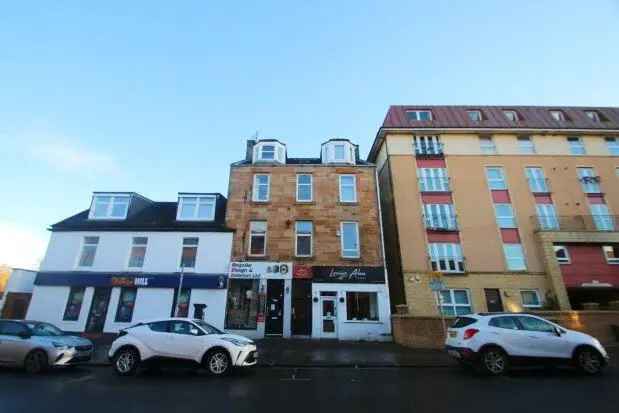 Flat to rent in Clarkston Road, Glasgow G44