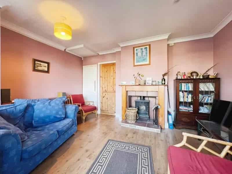 2 Bedroom End Terrace House For Sale in Hythe