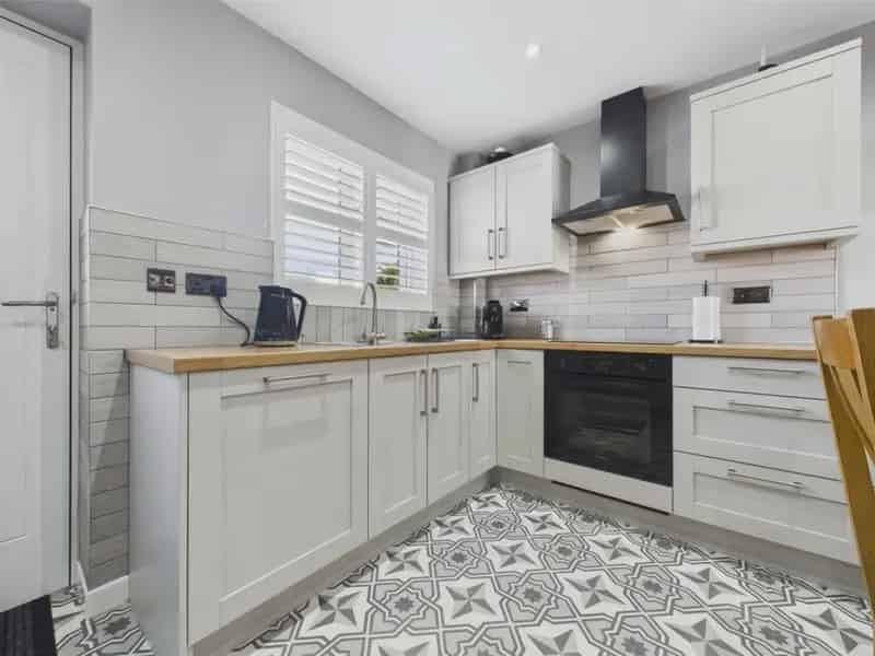 3 Bedroom Semi-Detached House Derbyshire