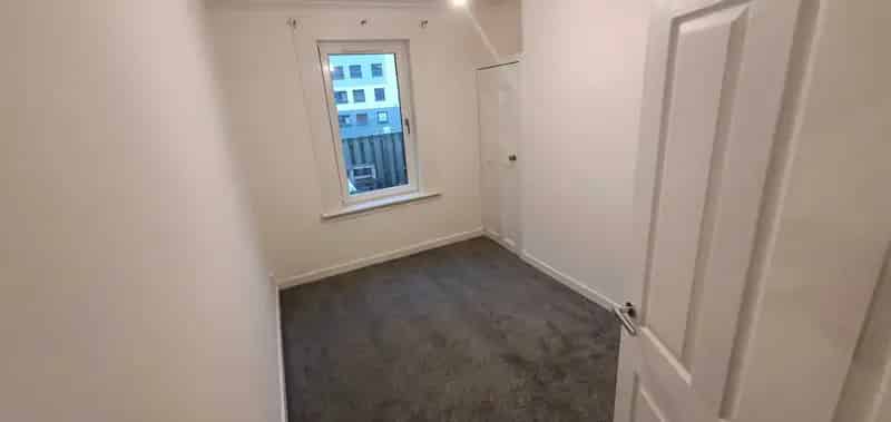 3 Bedroom Cottage House to Rent in Thornliebank