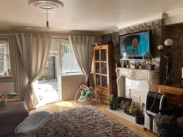 2 Bed Maisonette Near Stratford Station