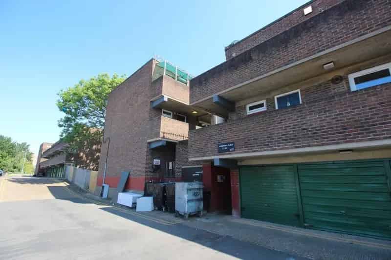 1 Bedroom Flat for Sale near Woolwich Arsenal Station
