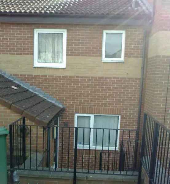 2 Bed Mid Terrace House with Off Street Parking and Garden