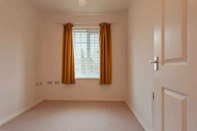 2 Bedroom Flat For Sale in York Near A64