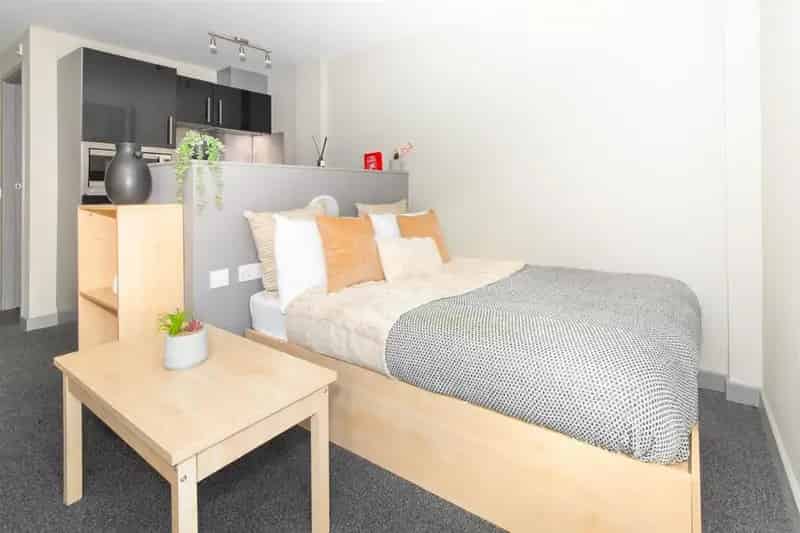 Bristol Student Studio Apartment Near University