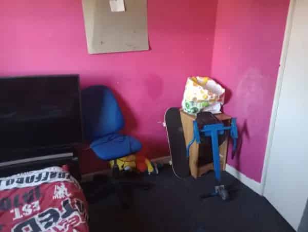 Family Home 3 Beds 2 Gardens Shed Parking