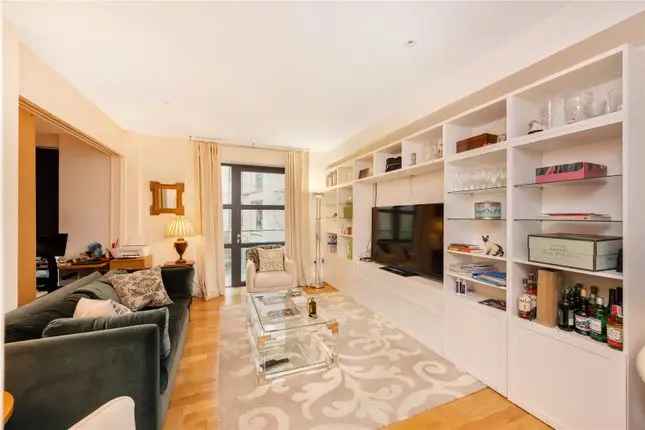 Flat for sale in Blandford St, London W1U