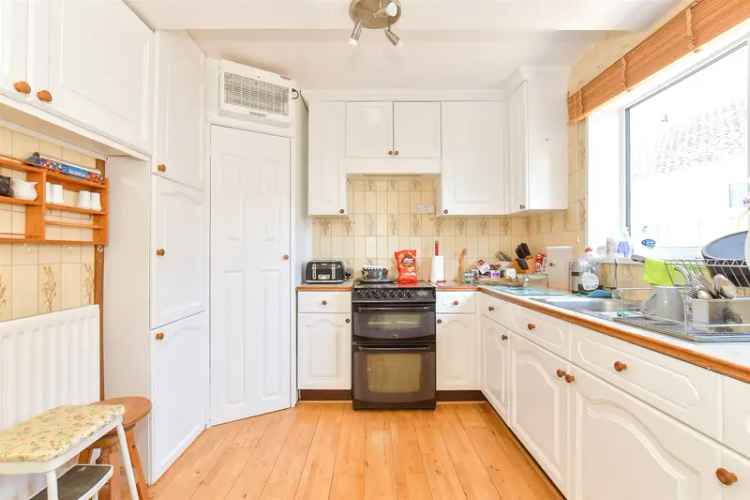 3 Bedroom Chalet Bungalow For Sale Chain Free Near City Centre