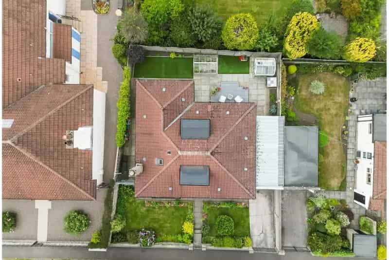 3 Bed Bungalow - Detached with 1 Reception Room