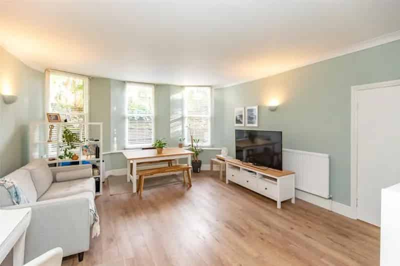 1 Bedroom Apartment for Sale in Redland
