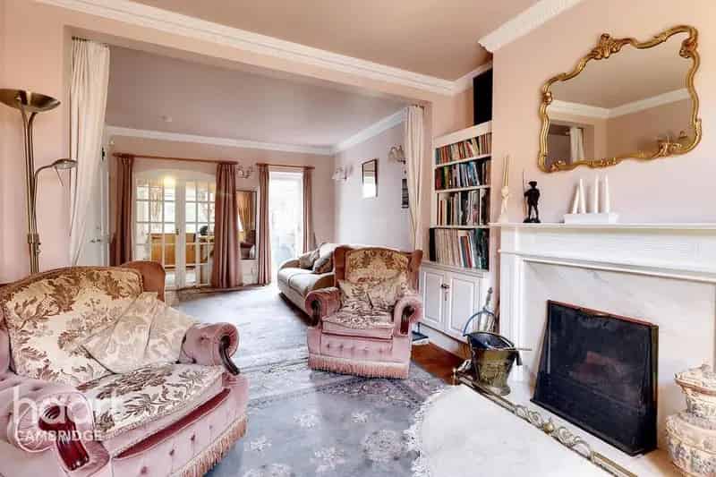 3 Bedroom End of Terrace House for Sale in Cambridge