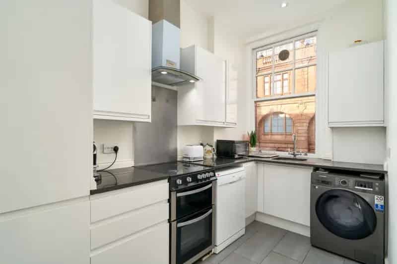 2 Bedroom Flat To Rent