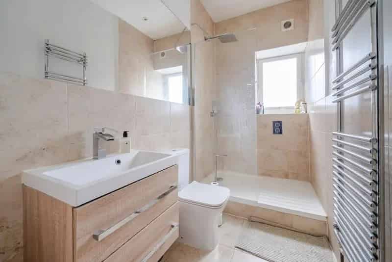 Two Double Bedroom Victorian Apartment Elegant Spacious High Ceilings