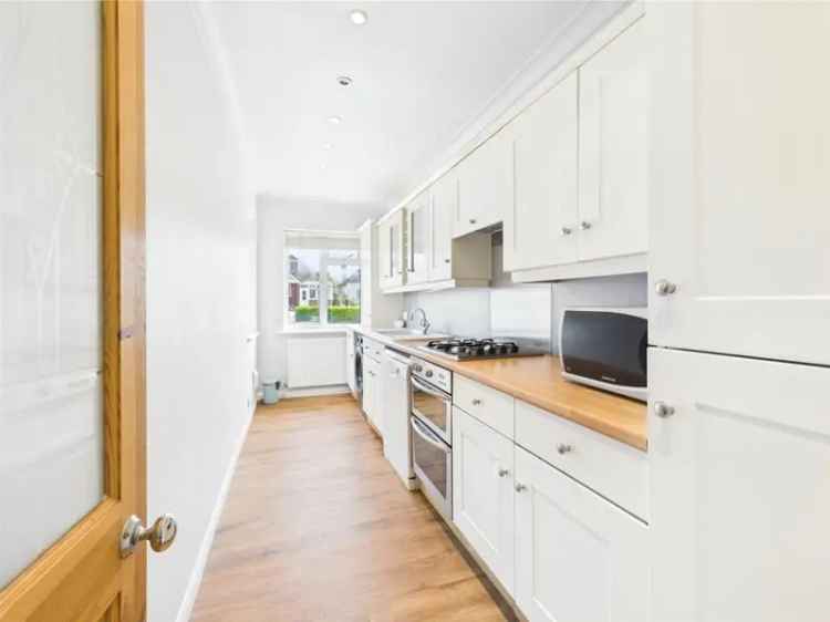 2 Bedroom Apartment East Brighton Stunning South Downs Views