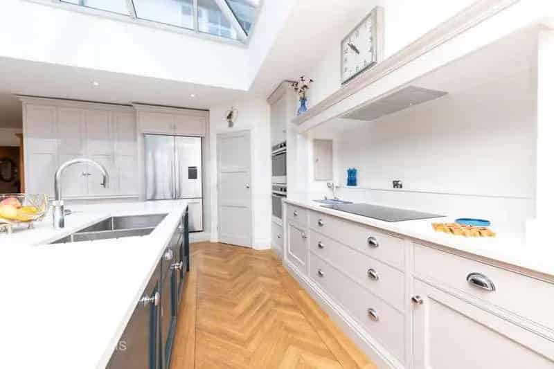 5 Bed Detached House for Sale Tennis Court Guest House