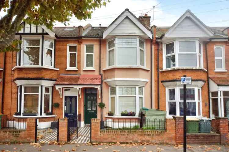 3 Bedroom Mid Terrace House for Sale London E6