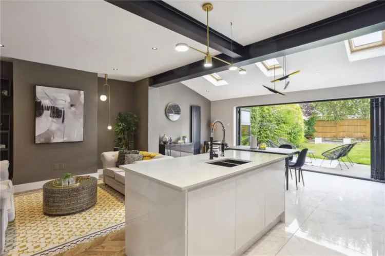 4 Bedroom Semi-Detached House for Sale