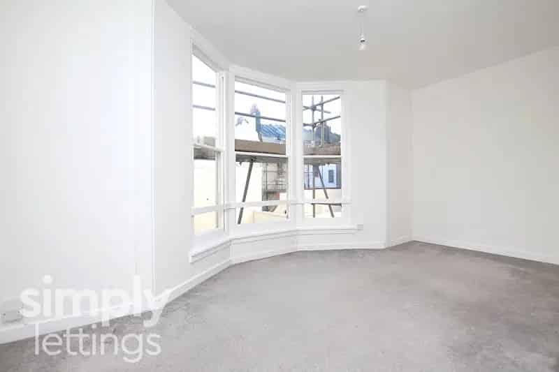 1 Bedroom Flat Brighton - Unfurnished