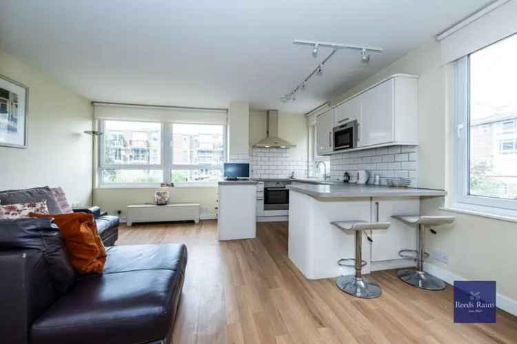 Studio Apartment for Sale near Kennington London SE11