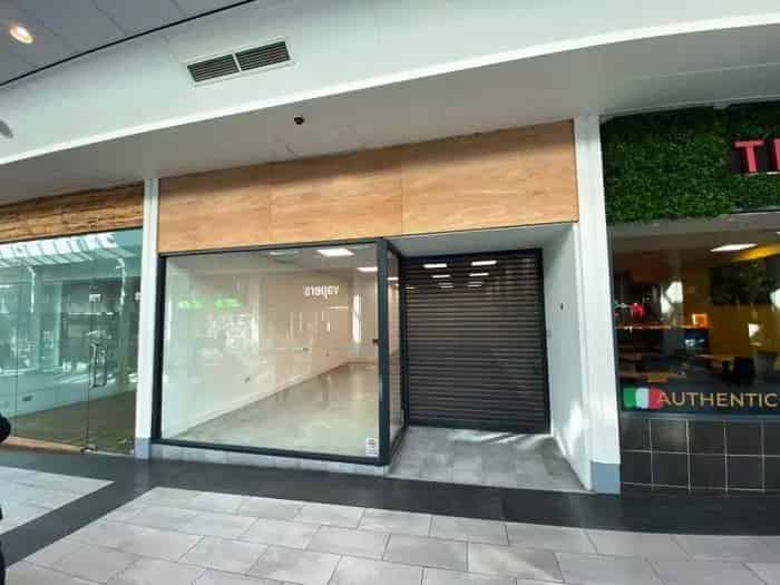 Retail Unit For Lease High Footfall Prime Location