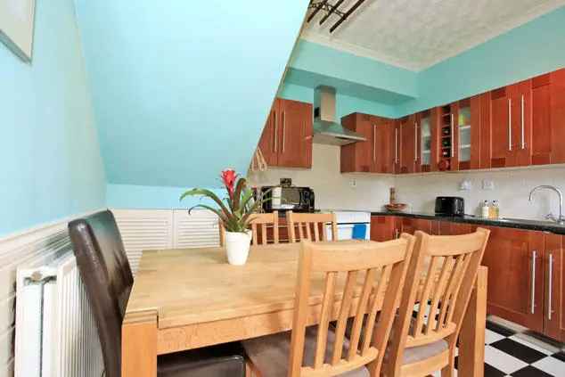 Flat For Rent in Ellon, Scotland