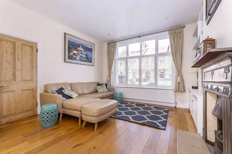 4 Bedroom House for Sale in East Sheen