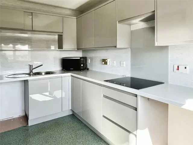 1 bedroom flat  for sale