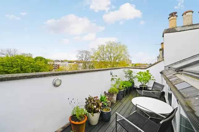 4 Bedroom Triplex Apartment Notting Hill Garden Square