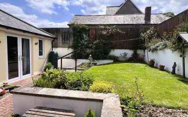 Bungalow For Sale in North Devon, England