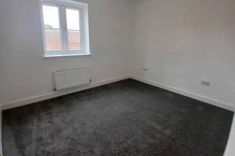 2 Bedroom Flat Zero Deposit Available