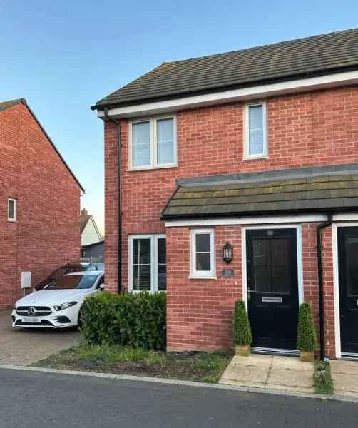 2 Bed House Sharpes Meadows Heybridge New Family Home