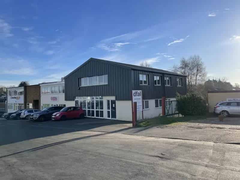 Refurbished Office Suite To Let or For Sale