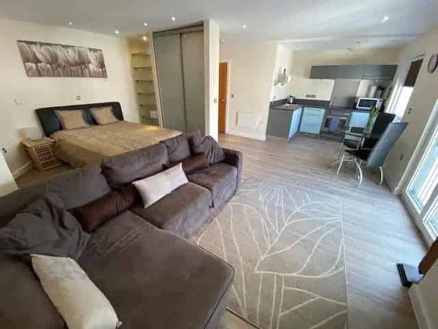 Studio to Rent