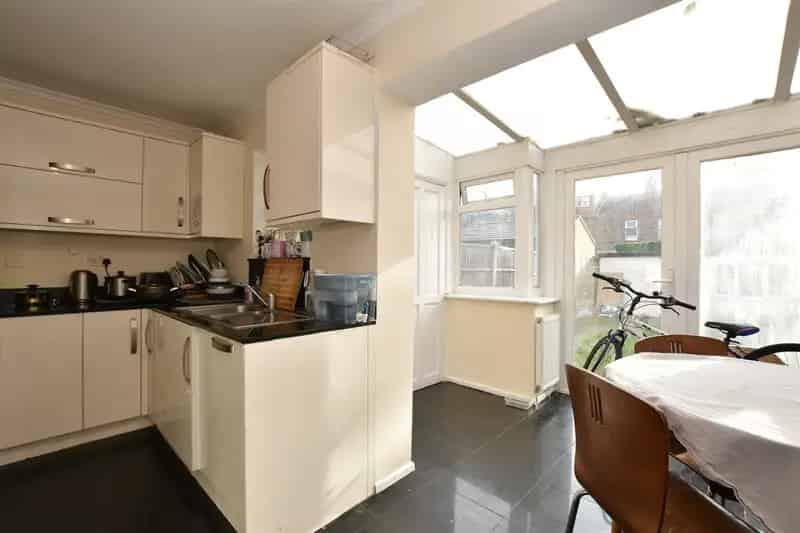 3 Bedroom Terraced House for Sale Large Garden Chain Free