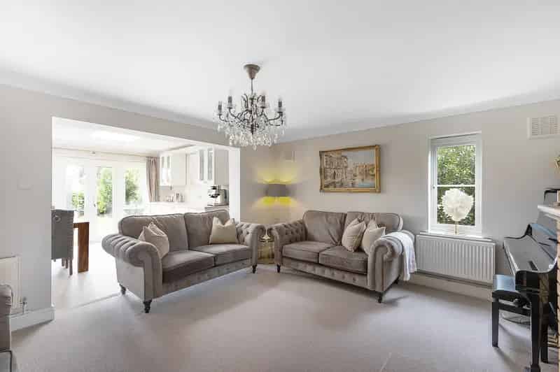 Detached House for sale with 4 bedrooms, High Street, Sutton