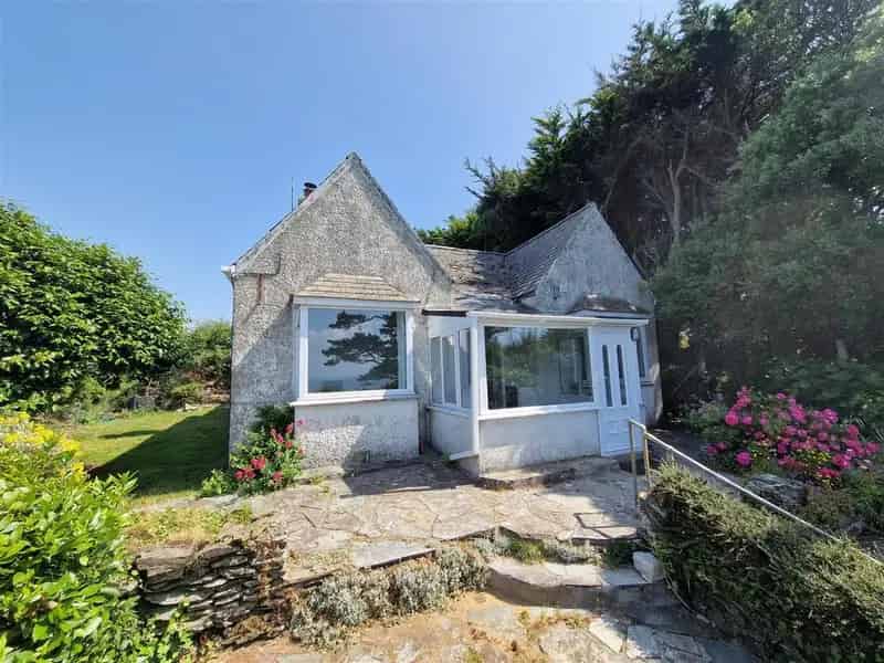 2 Bedroom Detached Bungalow to Rent Coastal Views