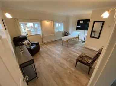 Ground Floor Annexe for Beauty Salon Therapy Massage Suite