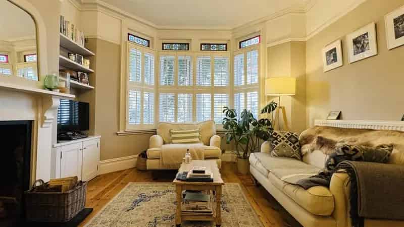 3 Bedroom Terraced House Bishopston Popular Location