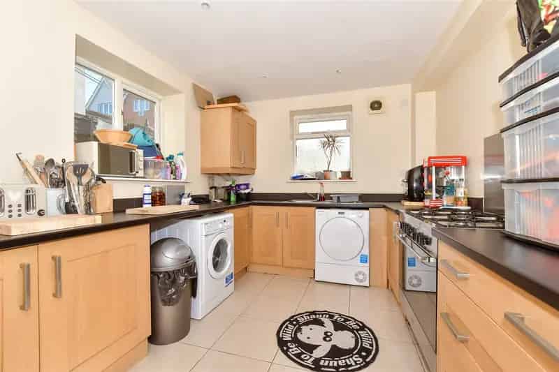 4 Bedroom Townhouse for Sale Chain Free Broadstairs