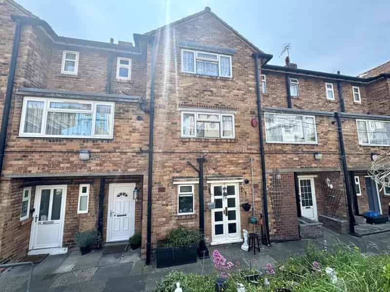 1 Bedroom Flat for Sale North Yorkshire YO11
