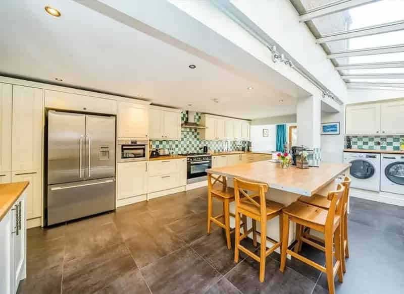 Four Bedroom Victorian Family Home Wimbledon