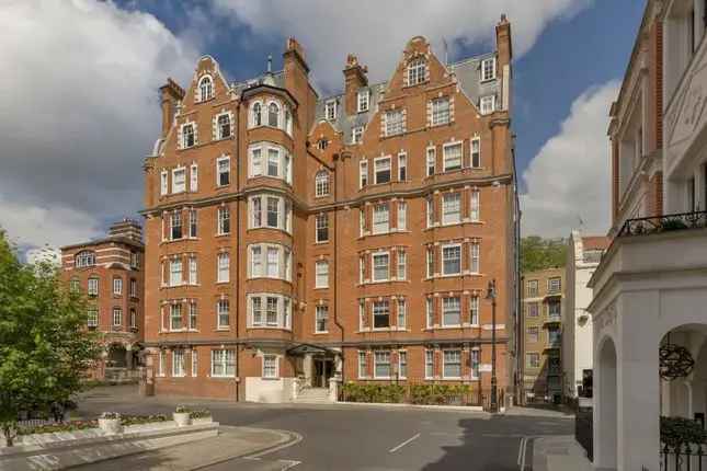 Flat for sale in South Street, Mayfair, London W1K, United Kingdom