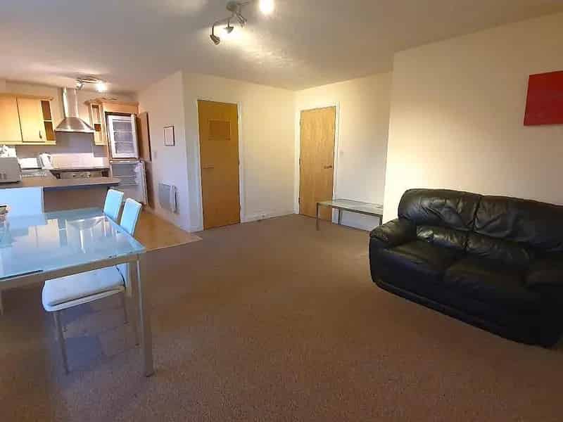 2 Bedroom Flat House to Rent Coventry