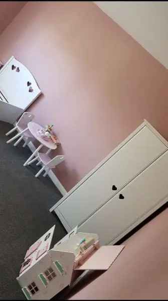 Flat For Rent in Ashford, England